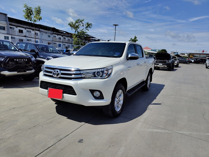 TOYOTA Hilux