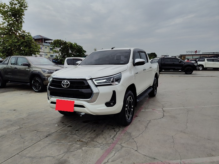 TOYOTA Hilux