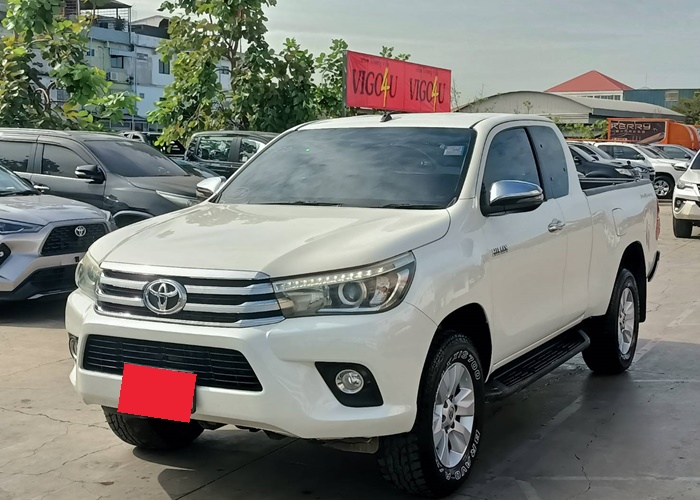 TOYOTA Hilux