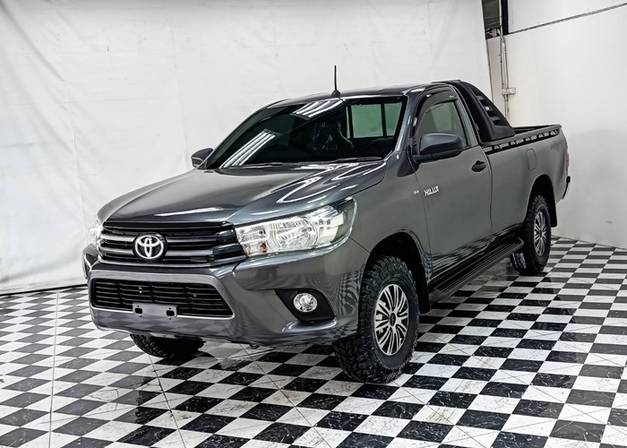 TOYOTA Hilux