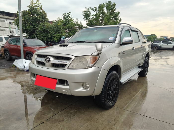 TOYOTA HILUX VIGO