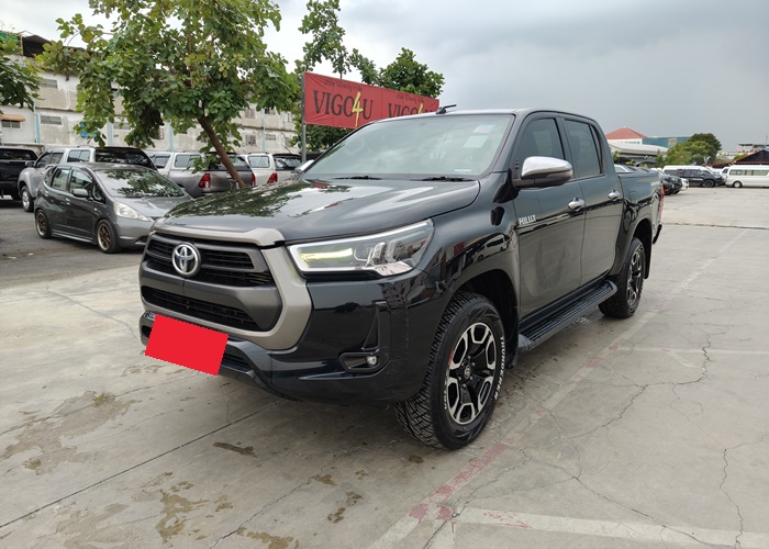 TOYOTA Hilux