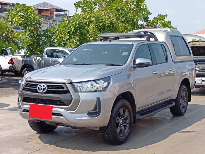 TOYOTA Hilux