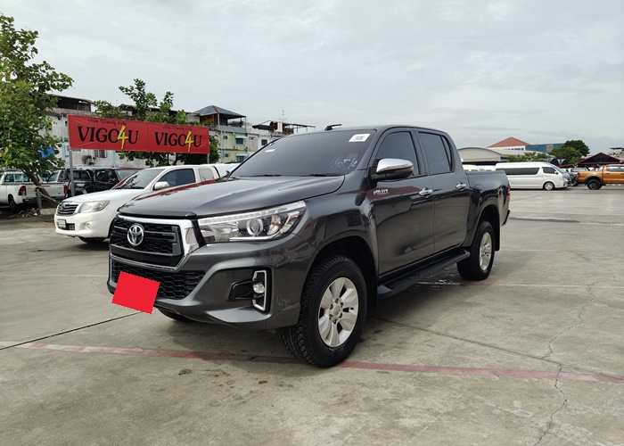 TOYOTA Hilux