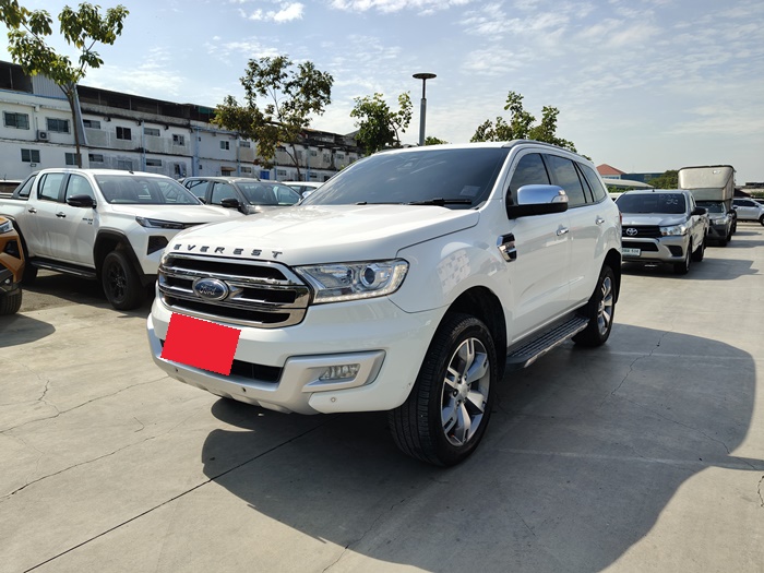 FORD EVEREST.