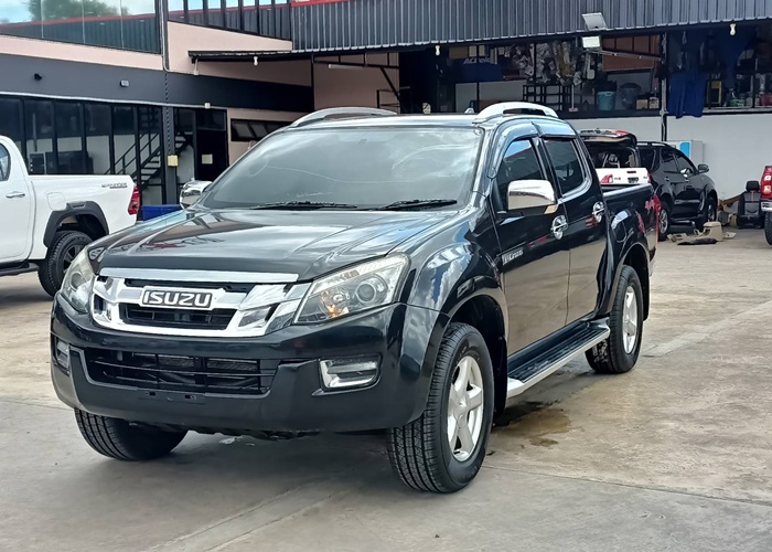 ISUZU D-Max