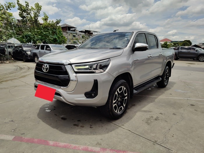 TOYOTA HILUX REVO