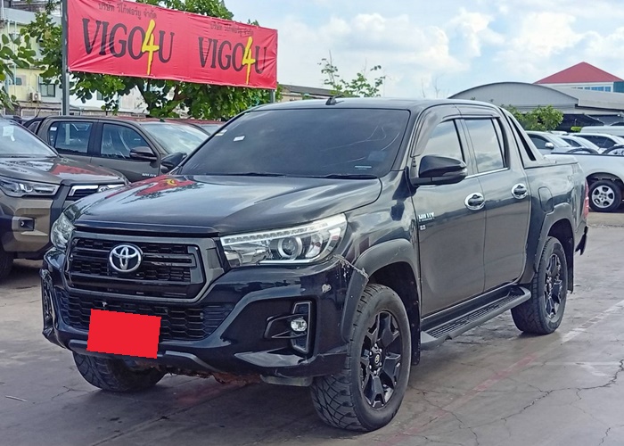 TOYOTA Hilux