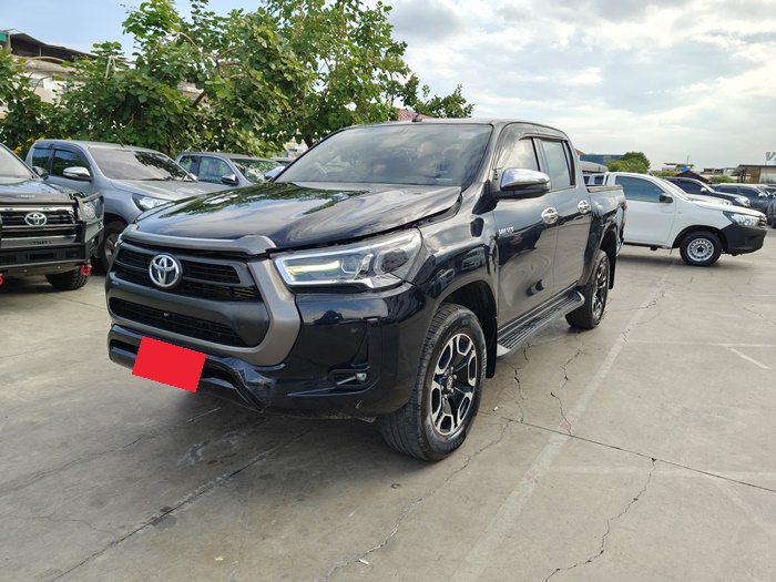 TOYOTA Hilux
