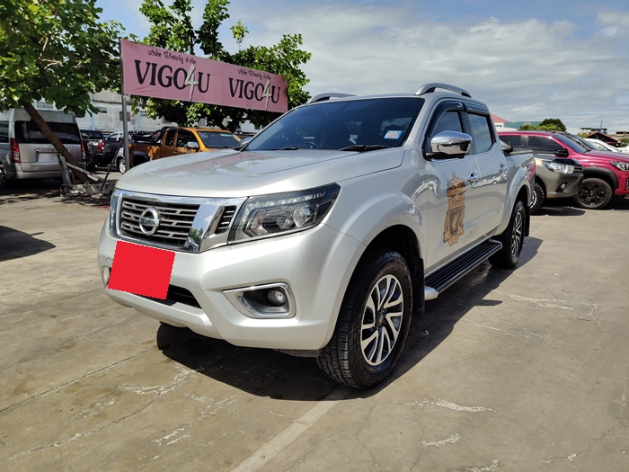 NISSAN Navara