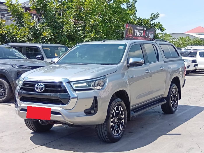 TOYOTA Hilux