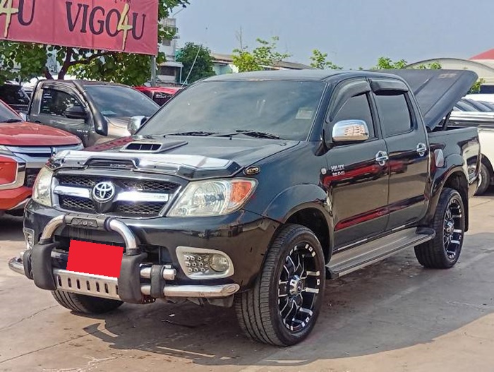 TOYOTA Hilux