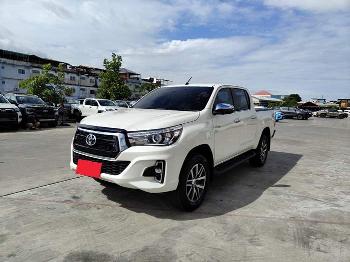 TOYOTA Hilux