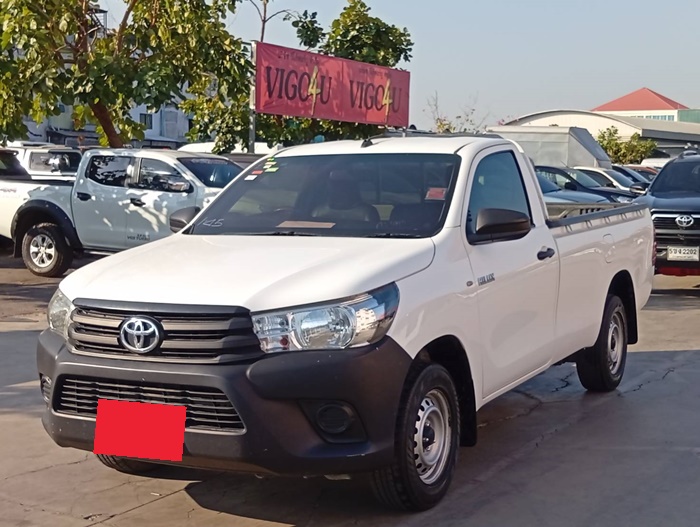 TOYOTA Hilux