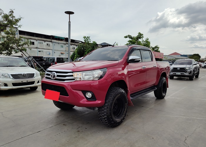 TOYOTA Hilux