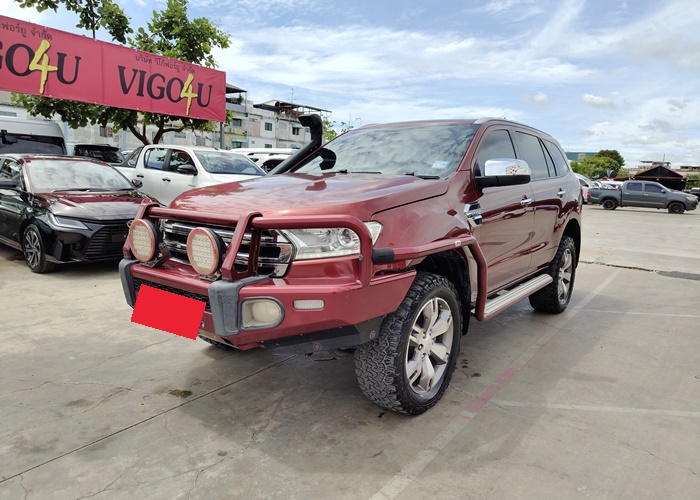 FORD EVEREST.