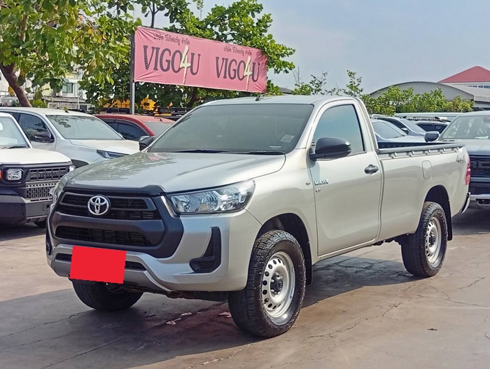 TOYOTA Hilux