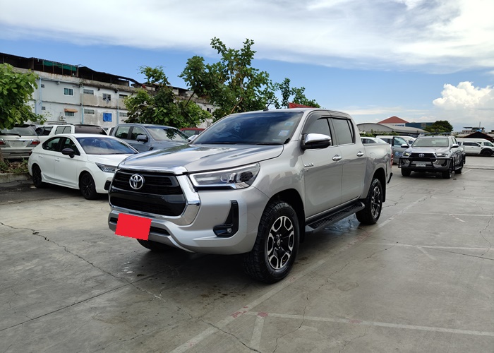 TOYOTA Hilux
