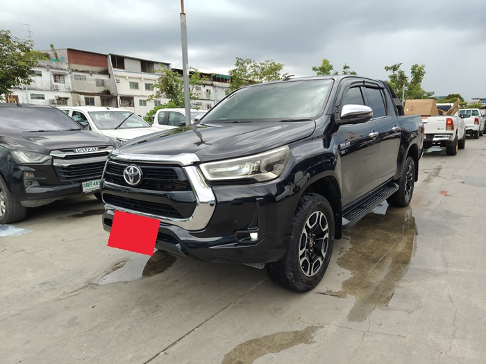 TOYOTA Hilux