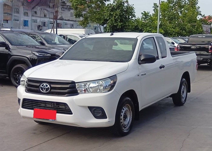 TOYOTA Hilux