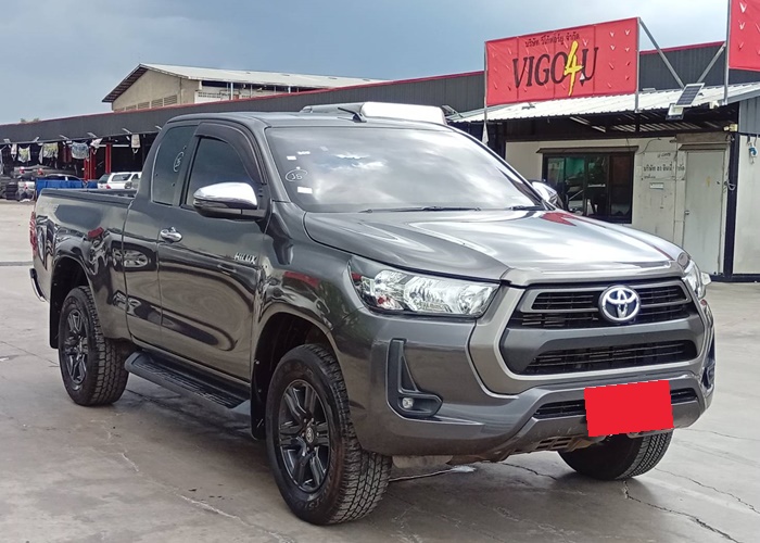 TOYOTA Hilux
