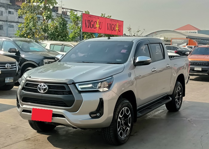 TOYOTA Hilux