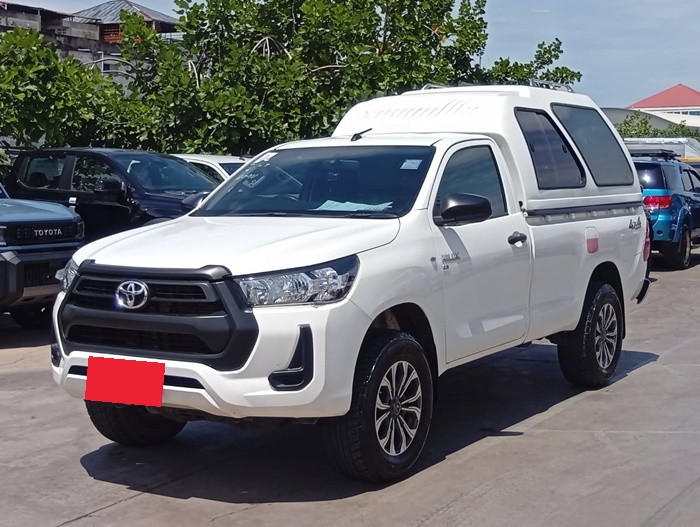 TOYOTA Hilux