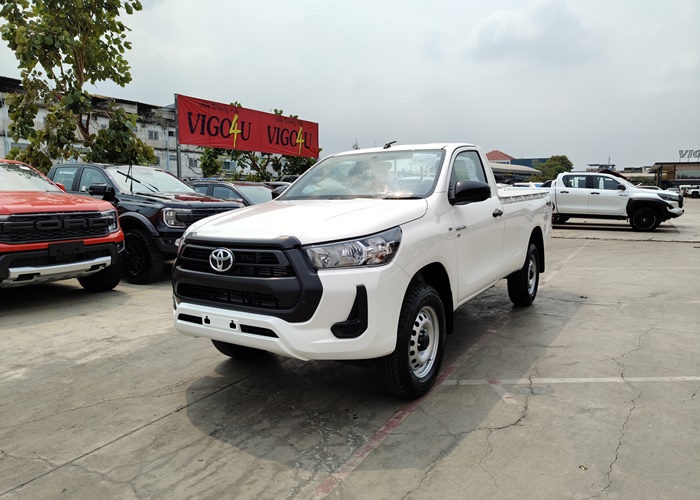 TOYOTA Hilux