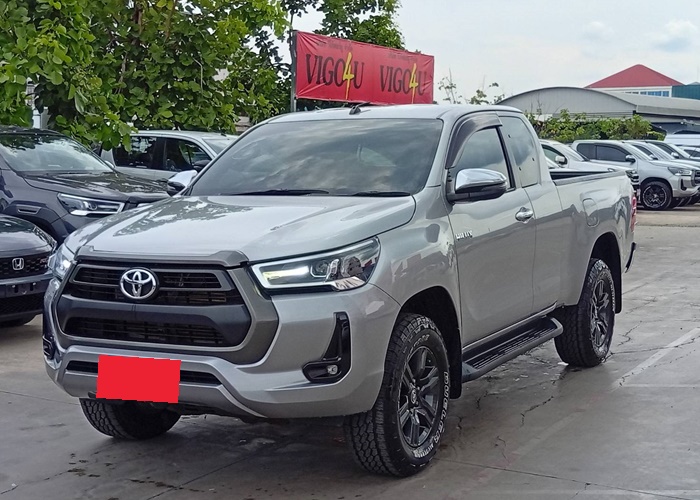 TOYOTA Hilux