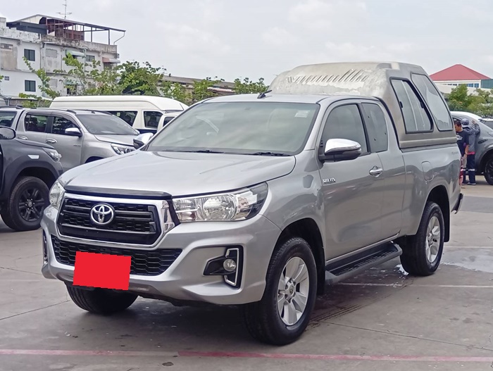 TOYOTA Hilux