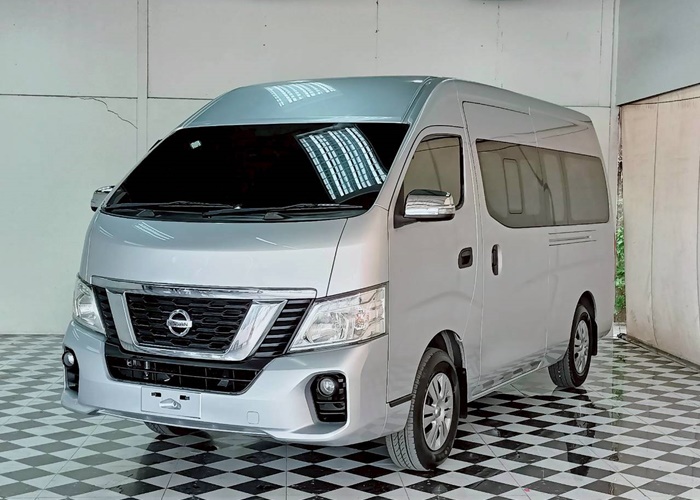 NISSAN Urvan