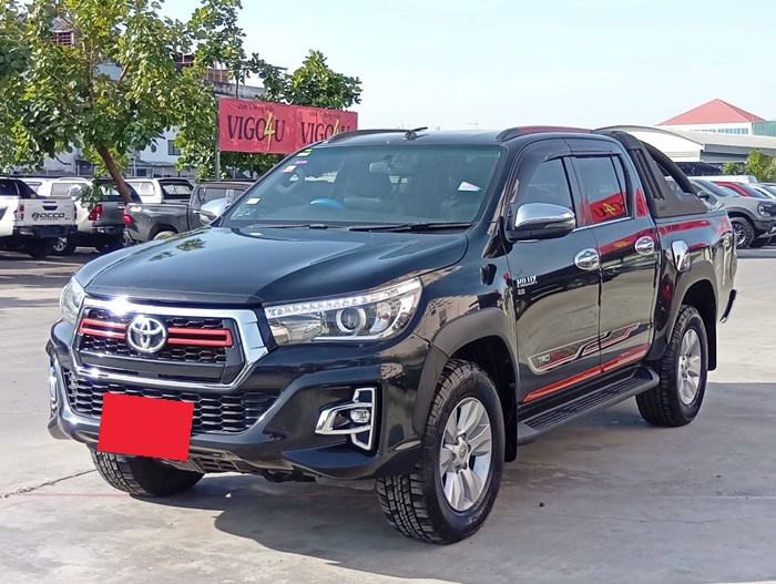 TOYOTA Hilux