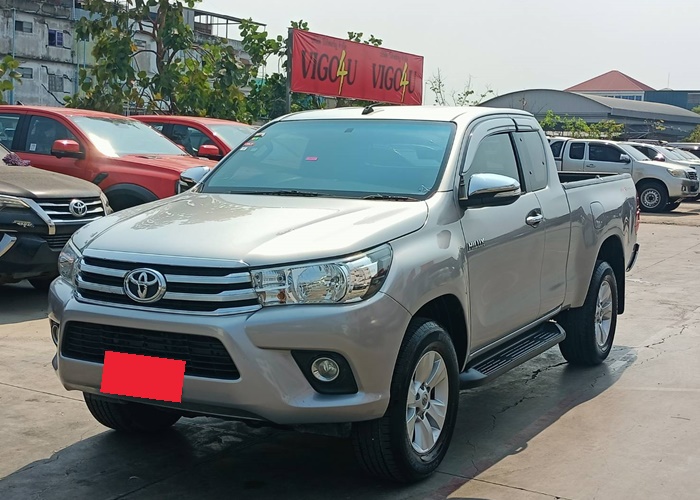 TOYOTA Hilux