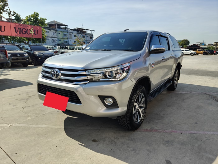 TOYOTA Hilux