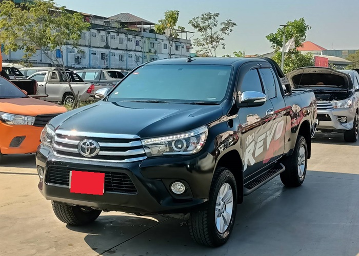 TOYOTA Hilux