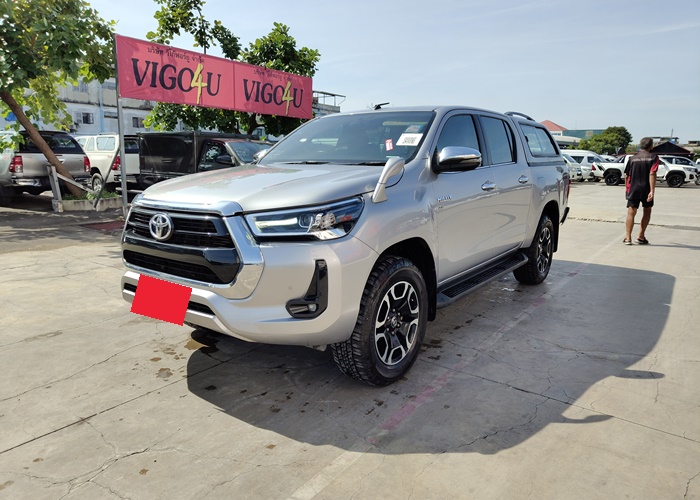 TOYOTA Hilux