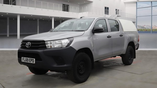 TOYOTA Hilux