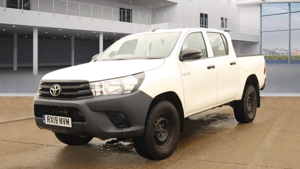 TOYOTA Hilux