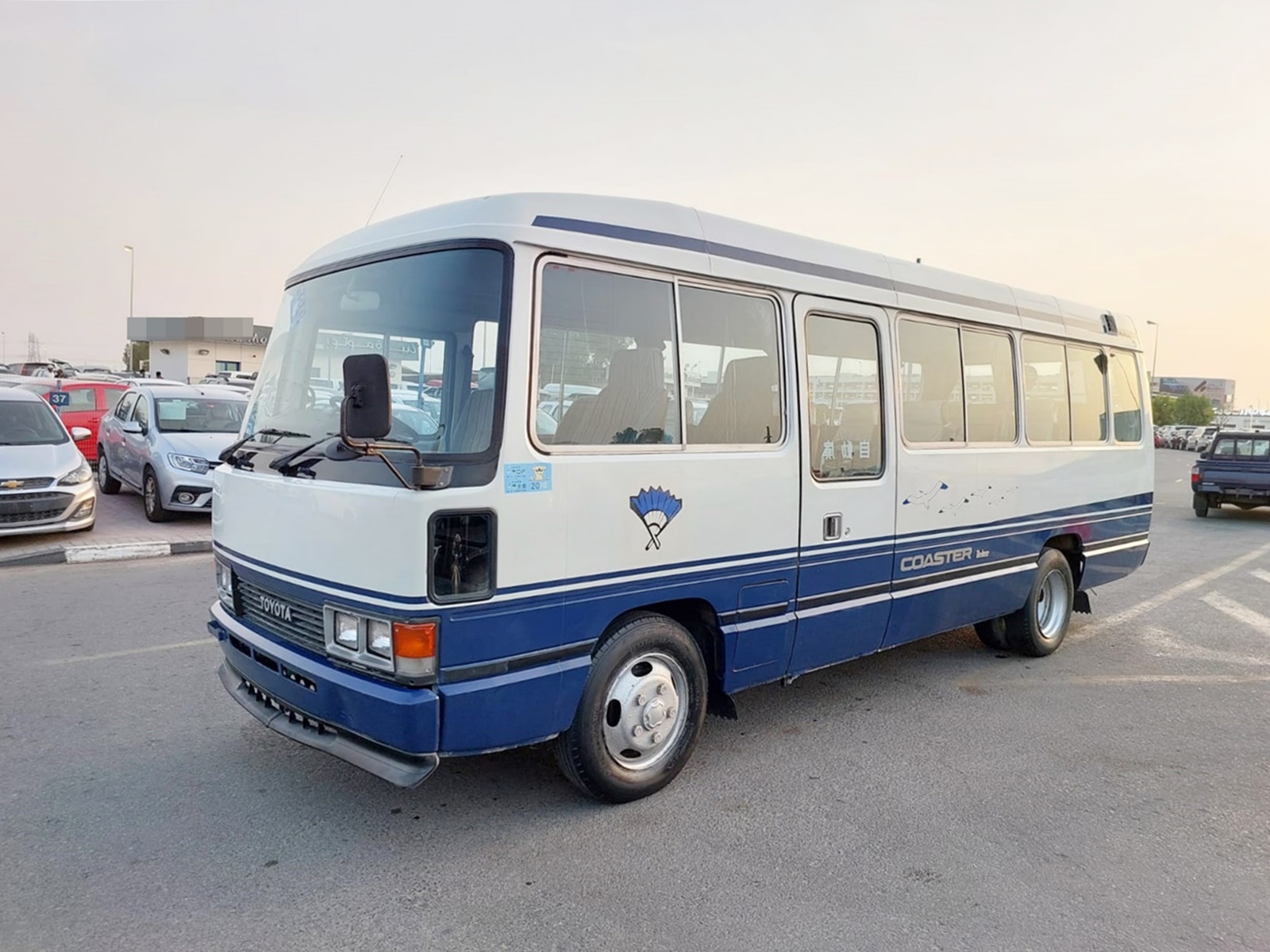 TOYOTA Coaster