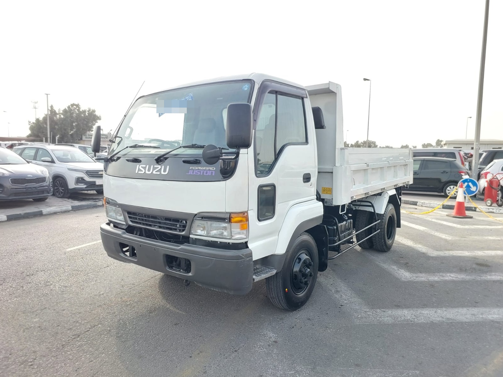 ISUZU Forward Juston