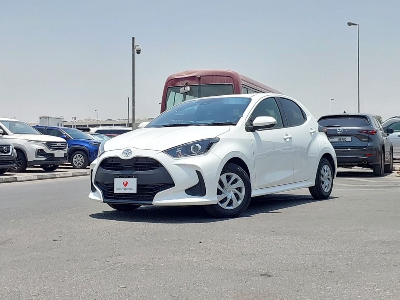 TOYOTA Yaris