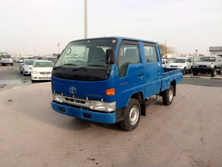 TOYOTA Toyoace