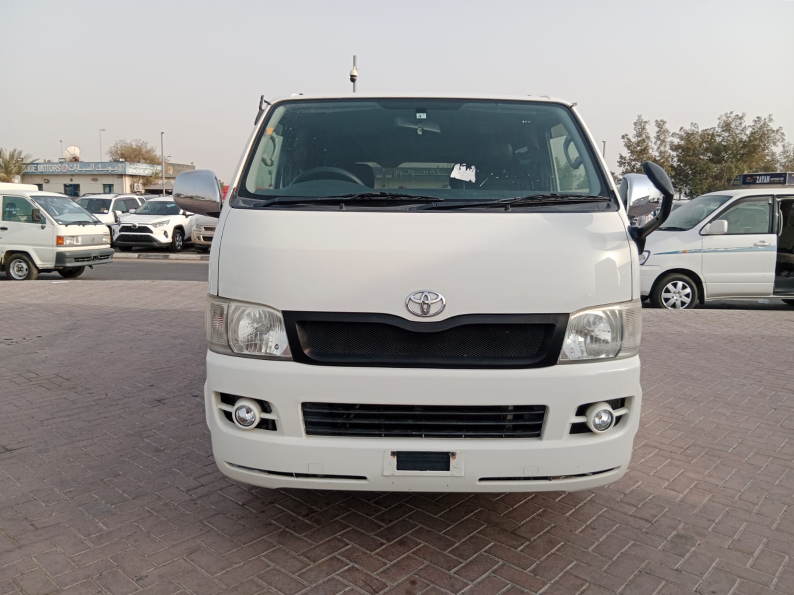 TOYOTA Hiace Van