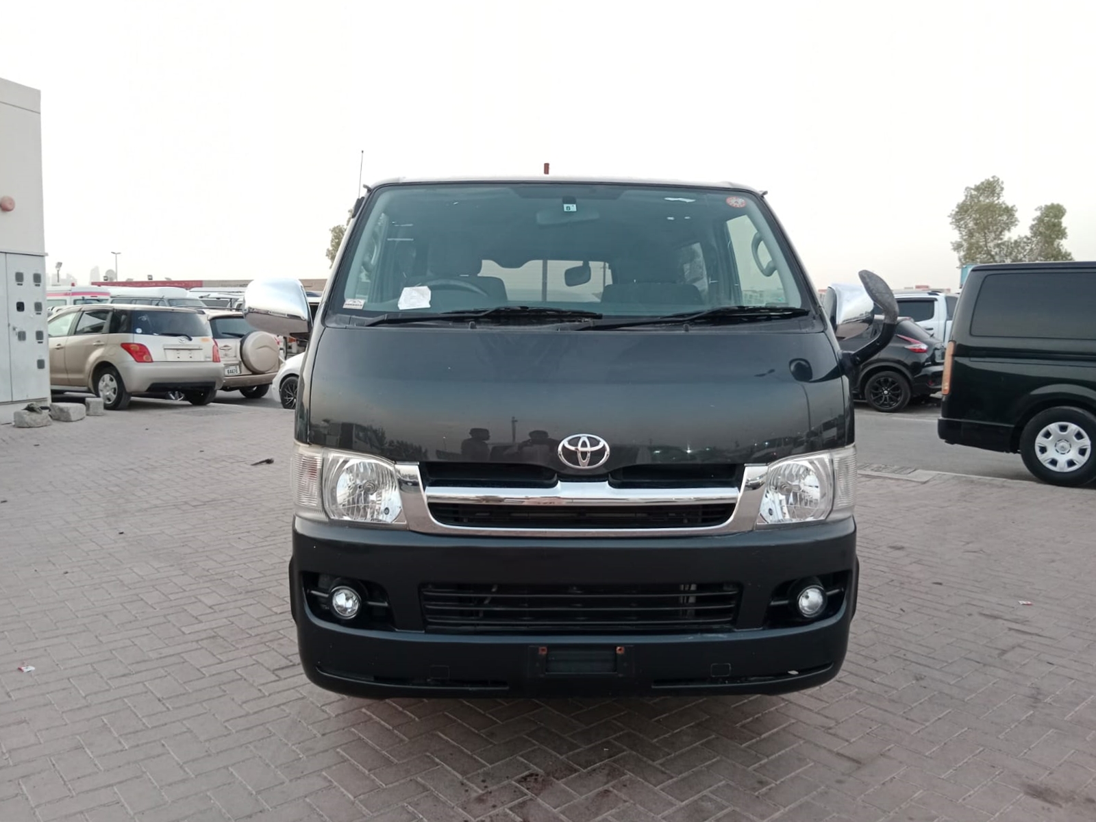 TOYOTA Hiace Van