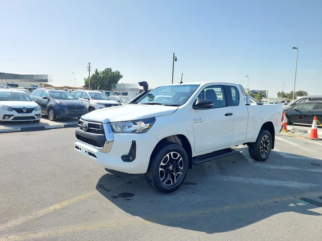 TOYOTA Hilux