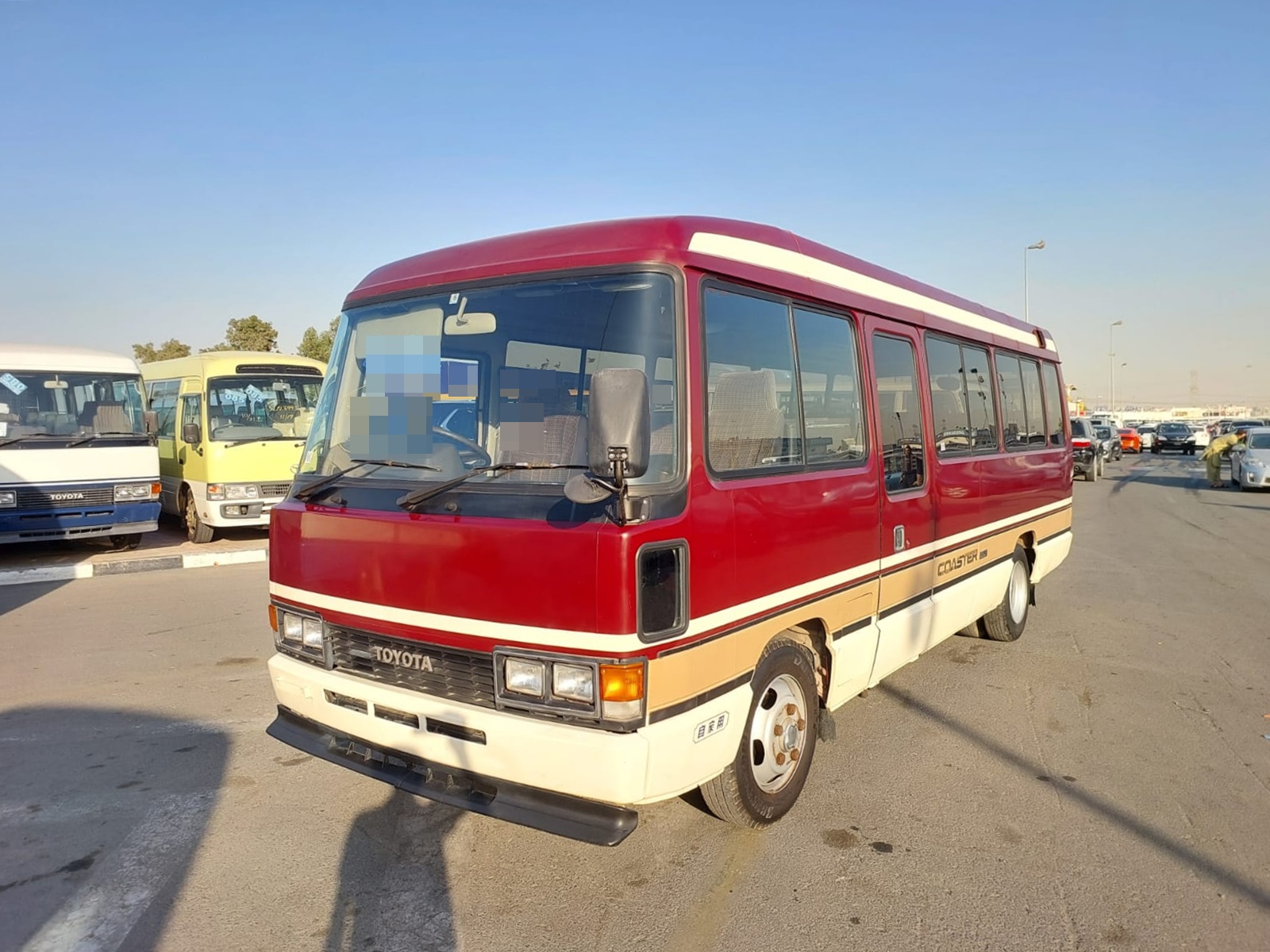 TOYOTA Coaster