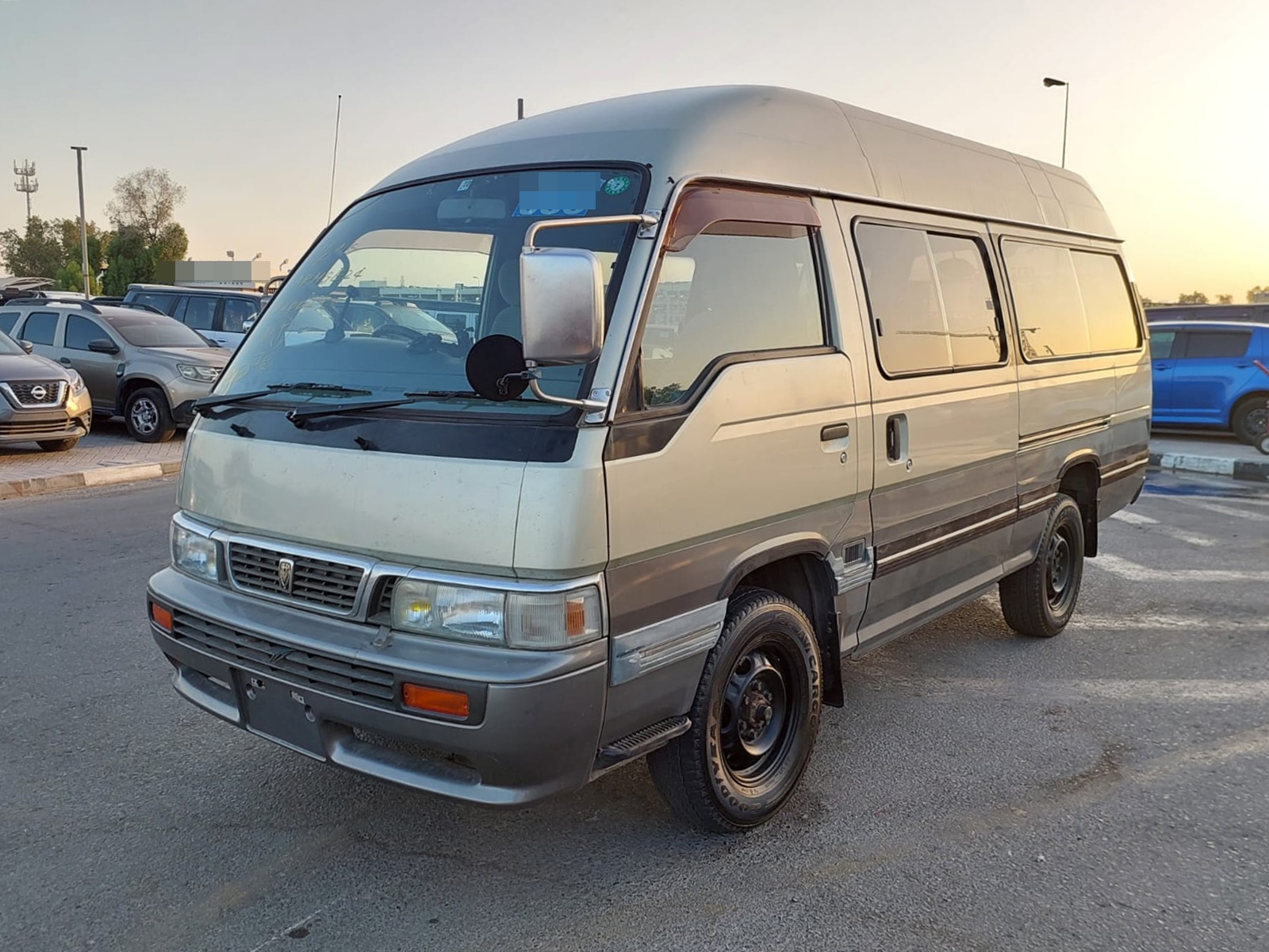 NISSAN CARVAN