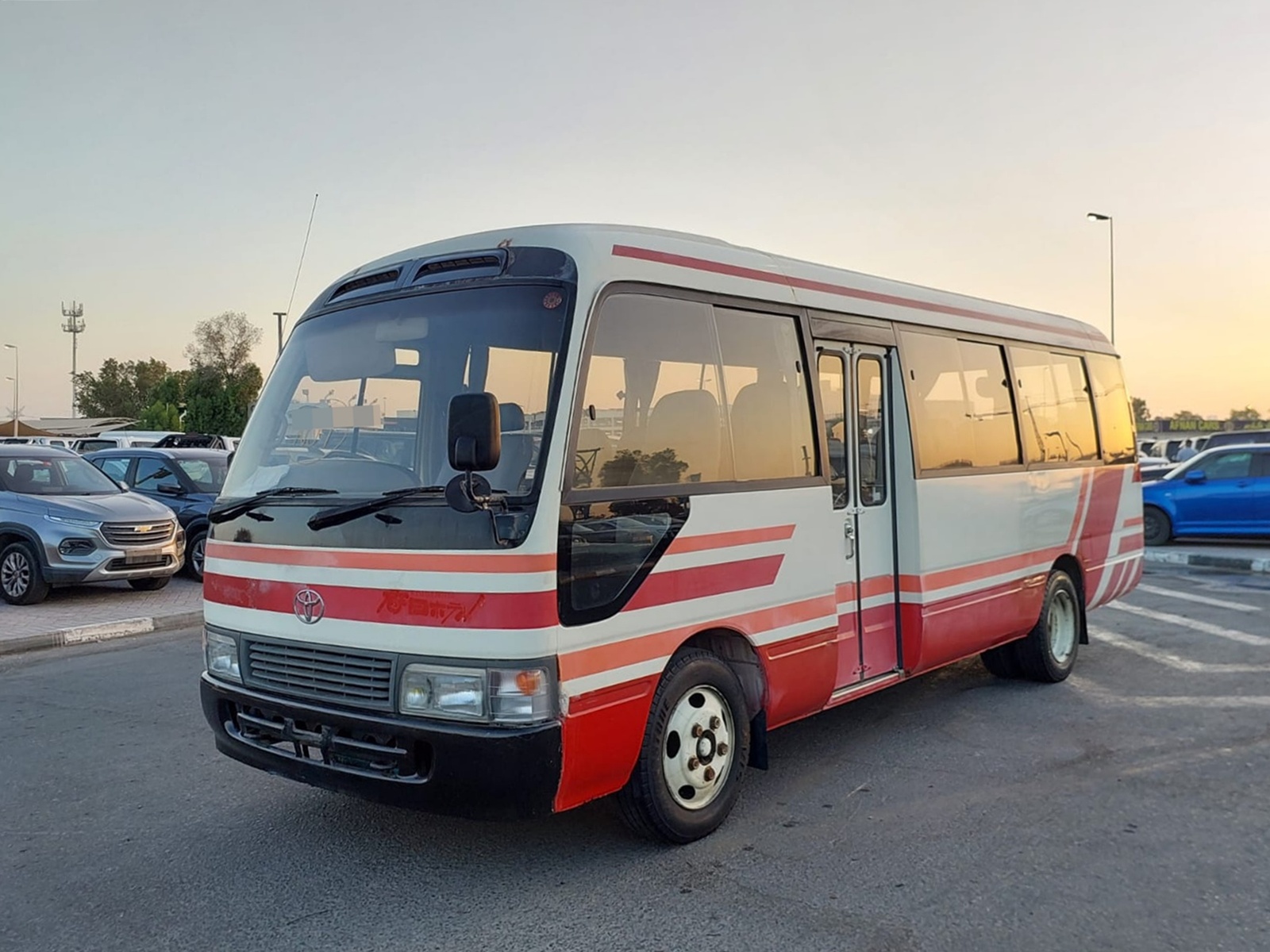 TOYOTA Coaster