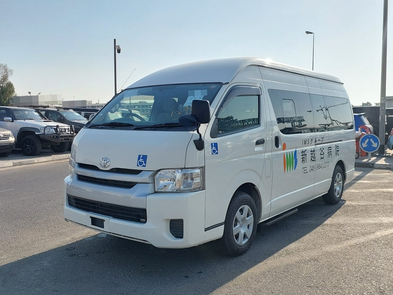 TOYOTA HIACE
