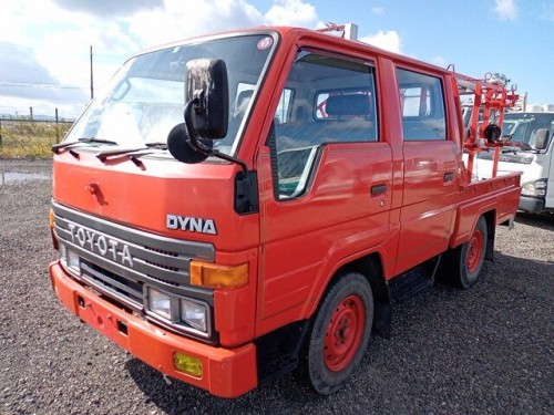 TOYOTA Dyna Truck